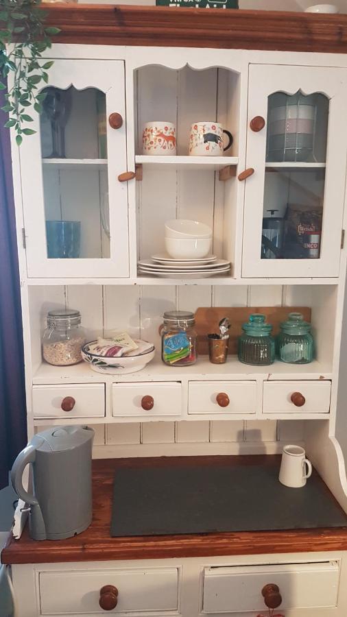 Post Office Row Apartment And Garden Crickhowell Εξωτερικό φωτογραφία